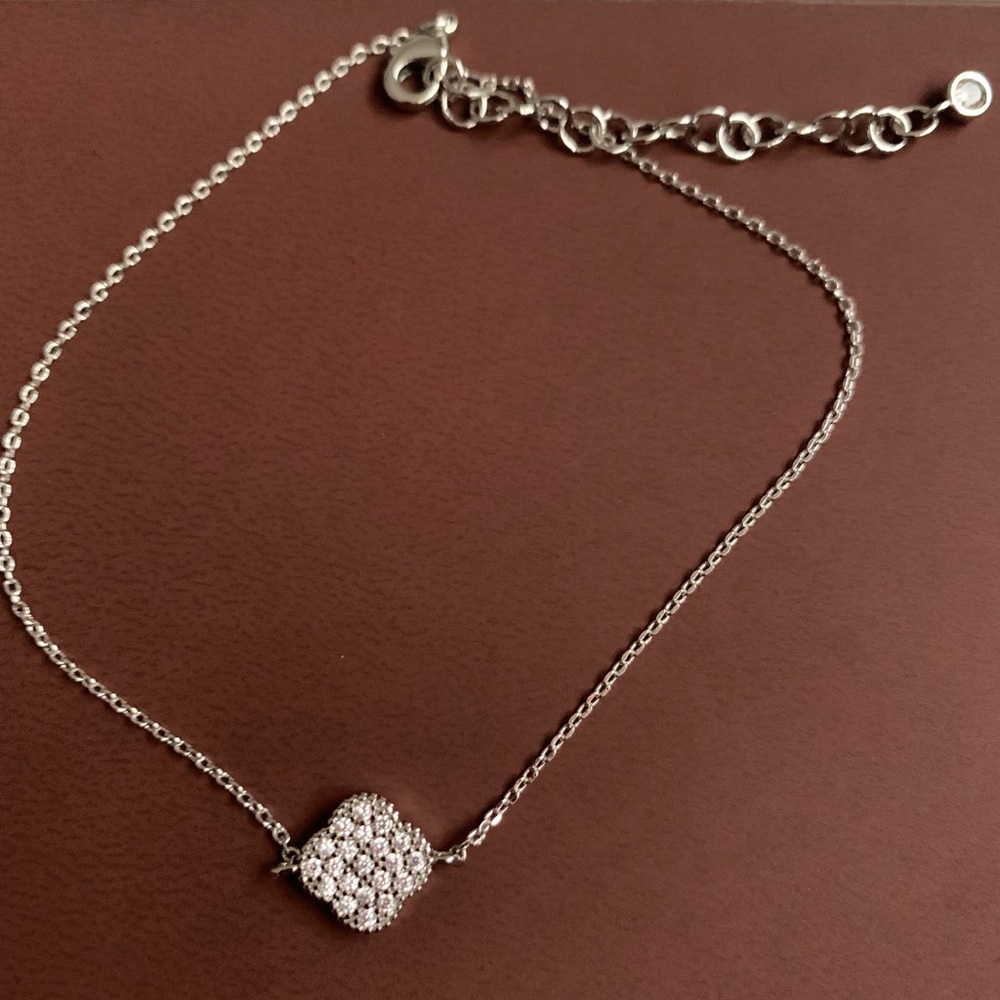 Silver Dainty Quaterfoil Shaped Charm Bracelet-Adjustable… - Picture 3 of 7